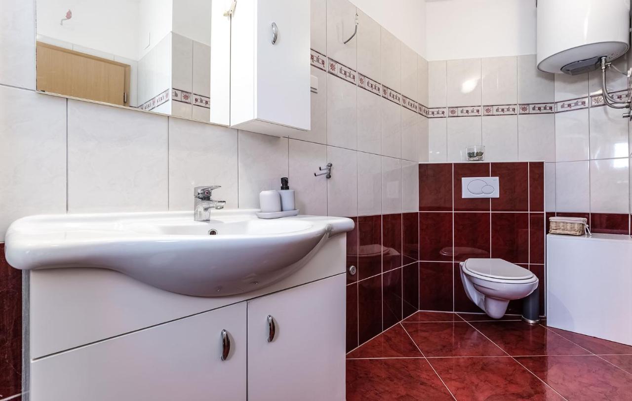 Branka Apartment Porec Bagian luar foto